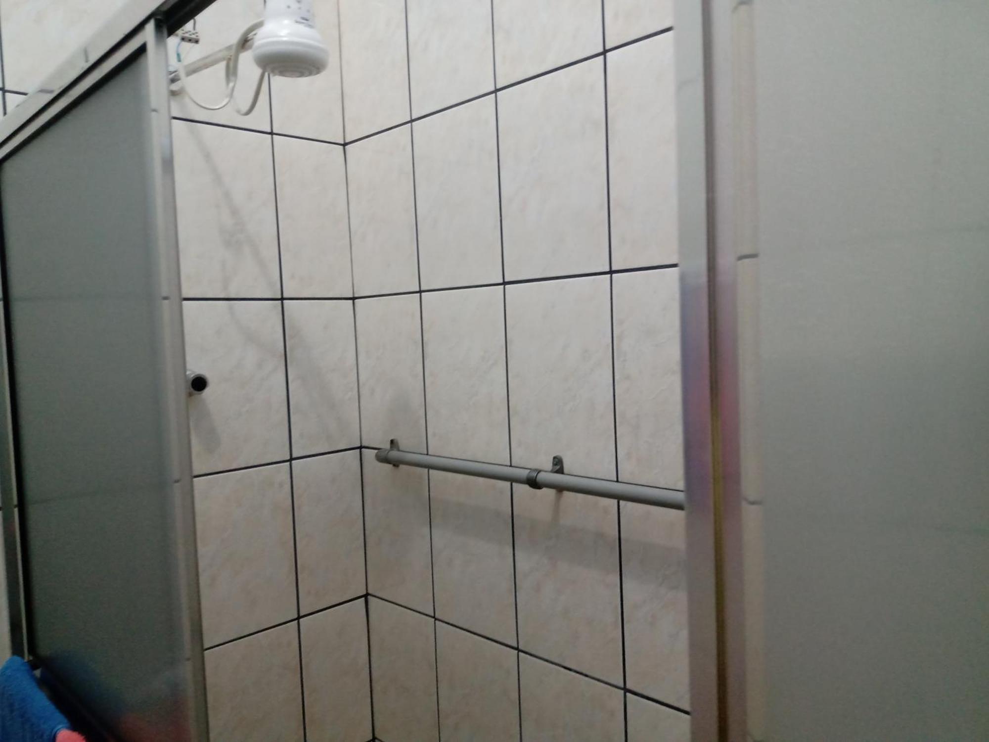 Quarto Familiar, Aeroporto 瓜卢流斯 外观 照片